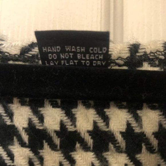 Black White Herringbone Knit Warm Shawl Wrap Y - Picture 5 of 13